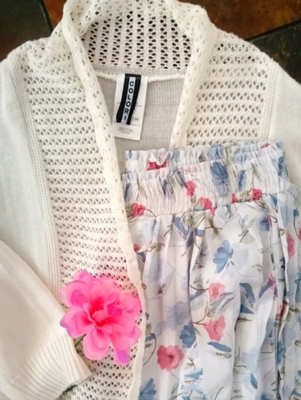 🛍️OUTFIT CAPSULE MYSTERY 3 ITEMS 🧥👚👕👖👗👙👜 - Picture 3 of 6